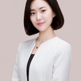 헤어&메이크업 서비스까지 해주는, 완벽한 고품격 사진관