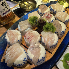 세련된 분위기속에서 신선한 활어와 해산물을 즐길 수 있는 맛집