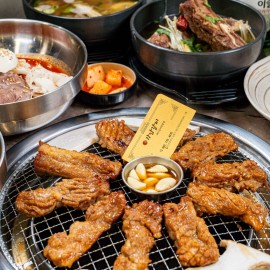한번 먹어보면 극찬이 나오는 줄서는 갈비 맛집
