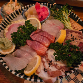 고퀄리티의 사시미, 일식 안주 등을 가성비 있게 즐길 수 있는 맛집