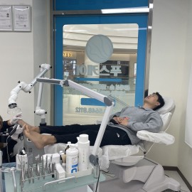 발톱과 발각질 오랜 경력의 원장님이 직접 케어해드립니다!