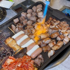 동촌유원지에 새로 오픈한 육즙 가득한 고퀄리티 고기집