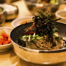 SBS출연맛집! 시원한 메밀국수! 입에 촥촥 감기는 감칠맛! 메밀국수&전병 맛집