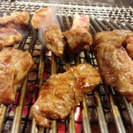 [서울 강동] 굽은다리 푸짐하고 맛좋은 소고기,돼지고기 맛집! [작은깡통]