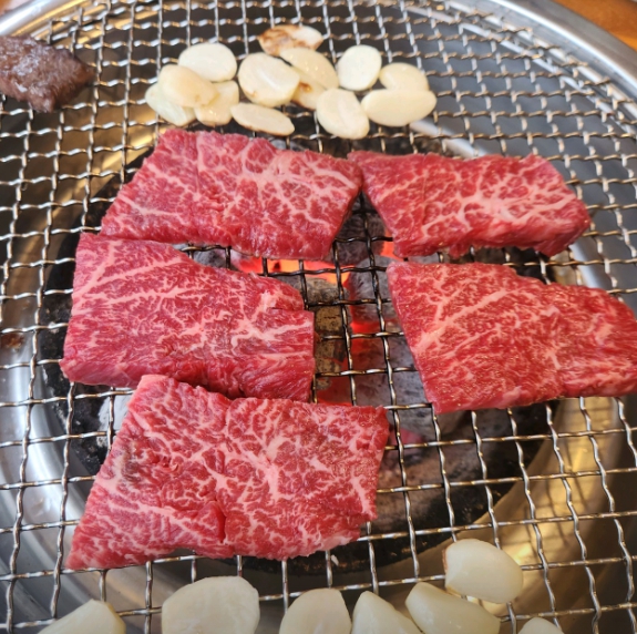 [부산 남구]대연동 1등급 한우암소 정육식당 맛집 [희성식품 대연점]