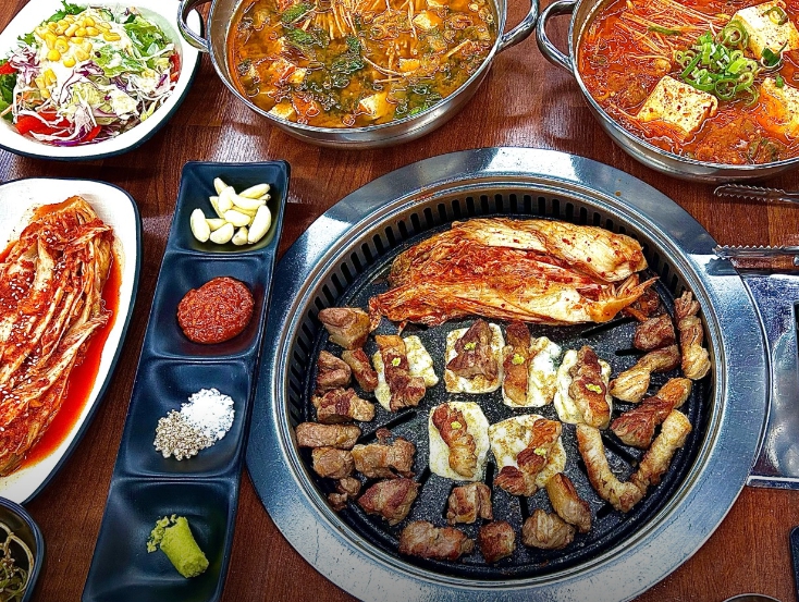 [부산 진구]서면에서 소문난 24시간 삼겹살 전문 맛집! [숙달고기24]