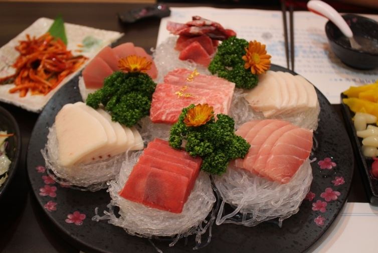 [경남 김해]내외동 오래된경력으로 고퀄리티 참치를 자랑하는 맛집 [대림혼참치]