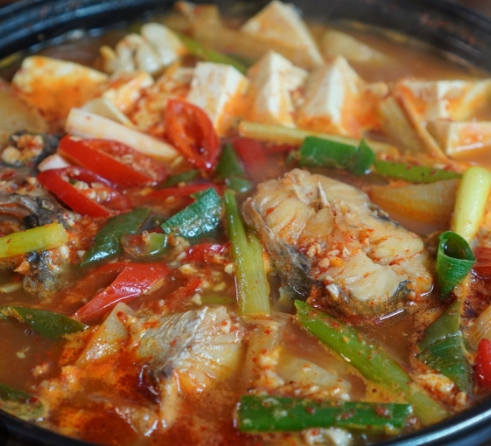 [경남 창원]팔용동 재료를 아끼지않는 진한 동대탕 맛집 [김할머니의령소바 창원스마트업타워점