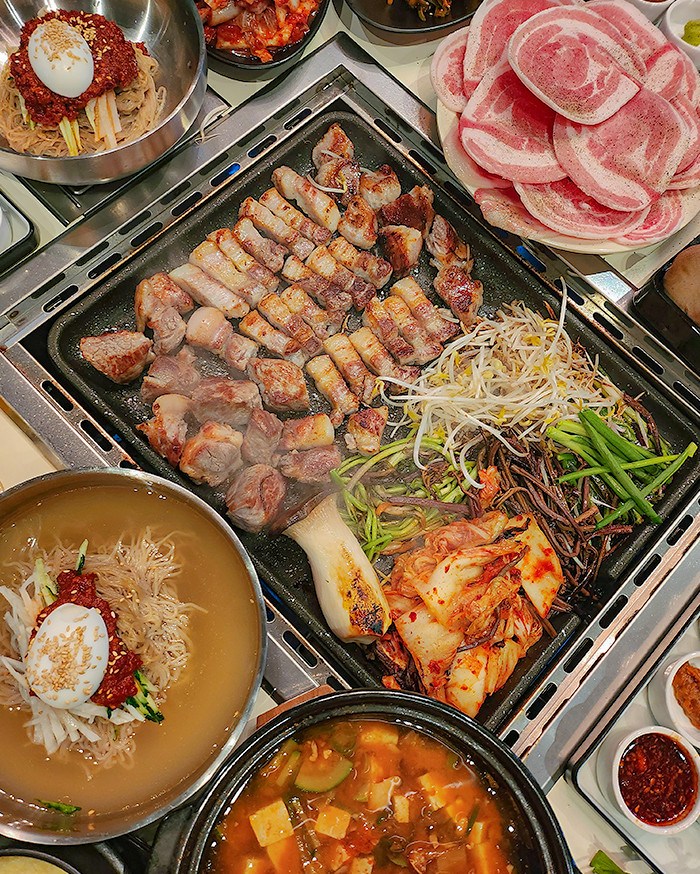 [대구 북구]말이 필요없는 퀄리티 끝내주는 돼지고기 전문점 [섶마리식당]