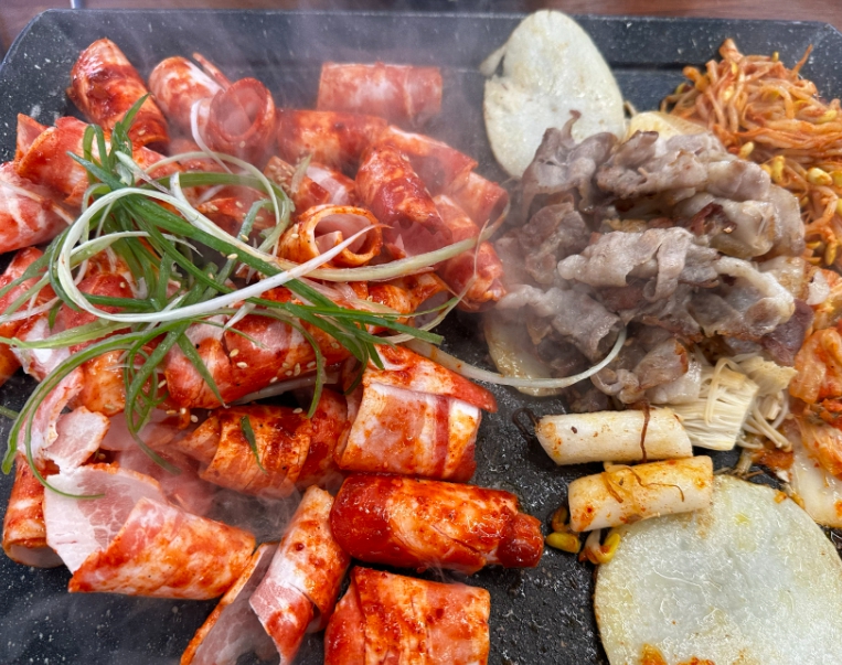 [경기 여주]세계진미 이베리코 흑돼지로 정직하고 신선한 고기집  [일품대패 3900냥]