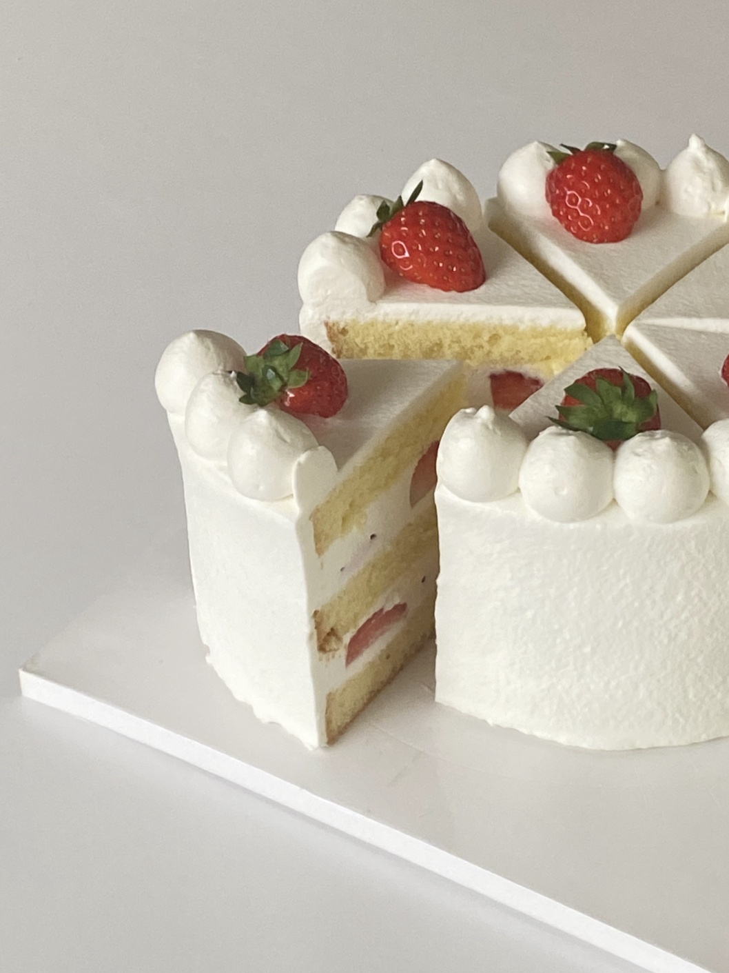 [서울 서대문]신촌에서 제일 예쁘고 맛있는 마카롱&디저트 샵! [라플로레종(케이크)]