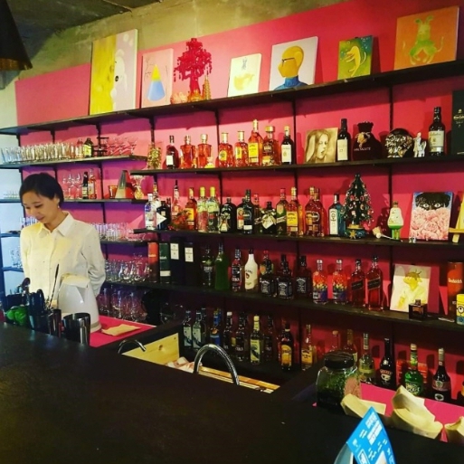 [서울 마포]연남동 핫플! 혼술로 유명한곳! 혼술러들의 성지! [깃털]