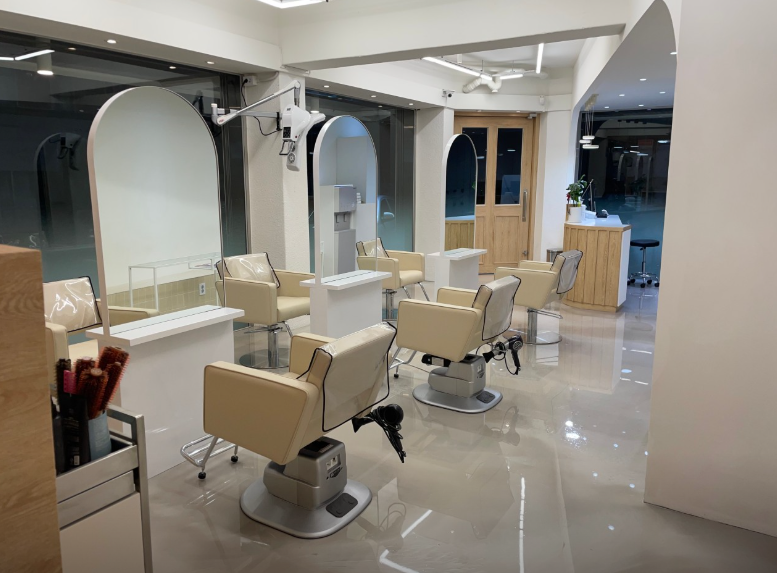 [경기 고양]고객님의 니즈를 정확히 파악하여 원하시는 머리를 만들어 드립니다! [벨유헤어]