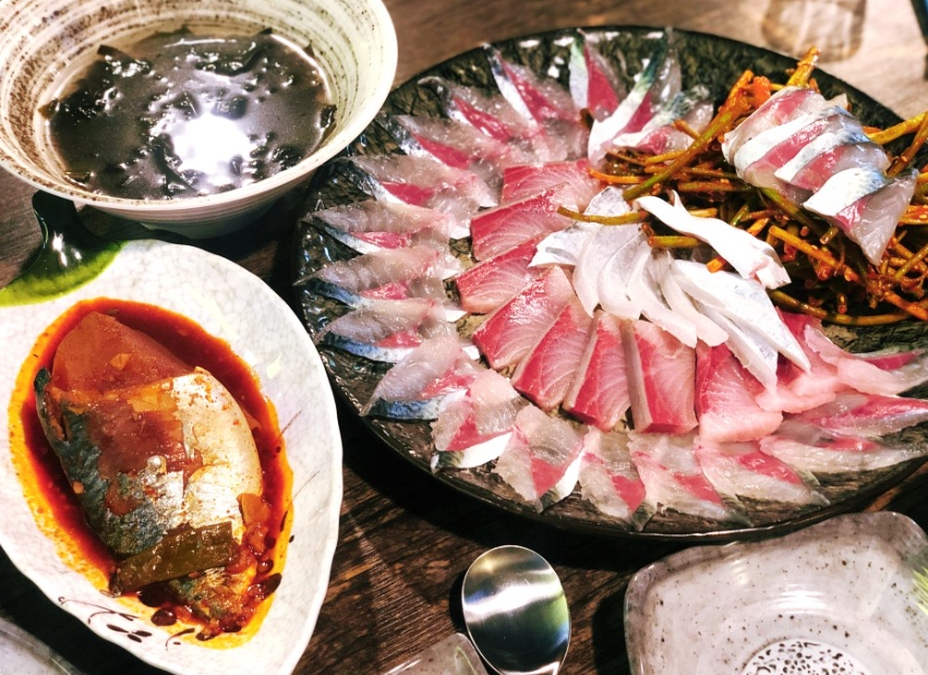 [서울 종로]고등어회 신선하고 퀄리티좋은 횟감만 있는 맛집! [제주바당]