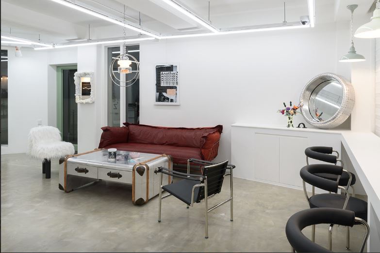 [서울 홍대]홍대트랜드를 주도하는 차원이다른 센스 헤어샵 [어나더즈상수점]