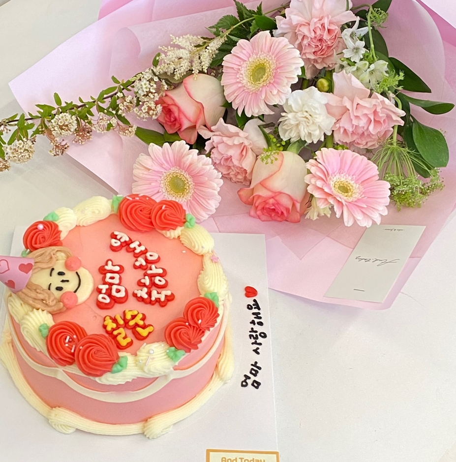 [전북 전주]전북 진북동을 대표하는 분위기 좋은 플라워카페 [그리고 오늘(레터링케이크)]