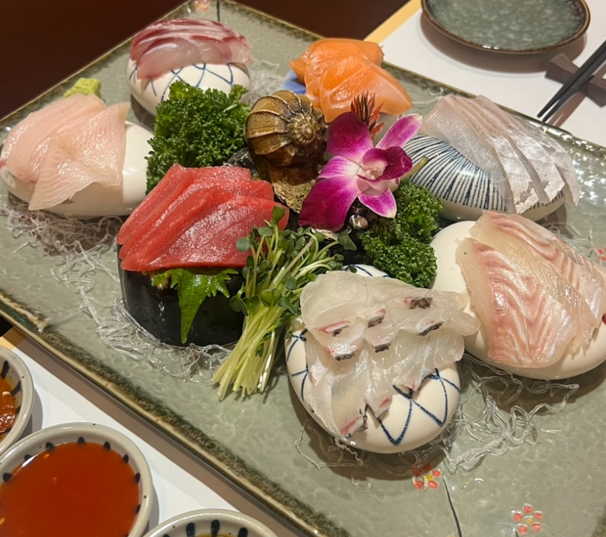 [서울 서초]고급진 분위기에 퀄리티있는 모듬회를 즐길 수 있는 맛집 [일식대서양]