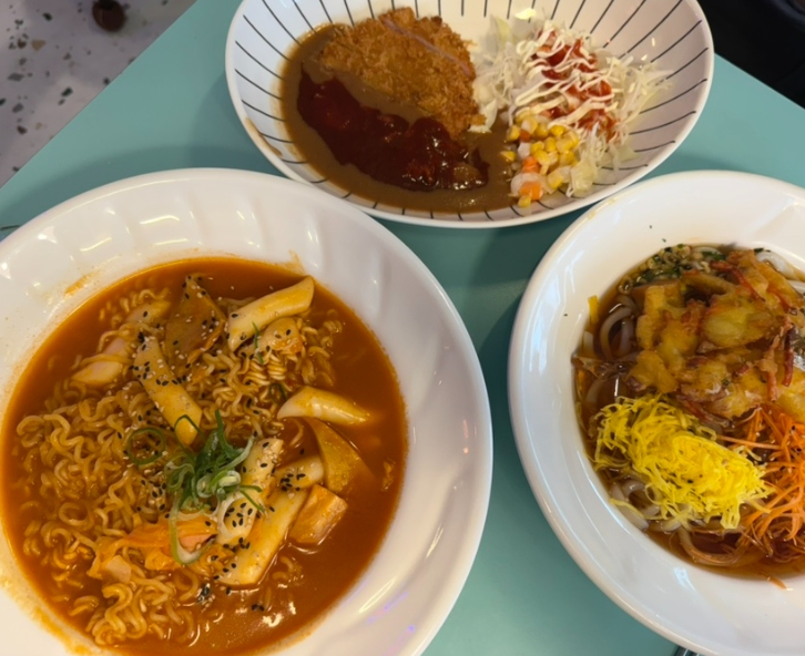 [서울 관악]별빛거리 든든하게 한끼완성 신림 분식 맛집! [우동데이 신림본점]