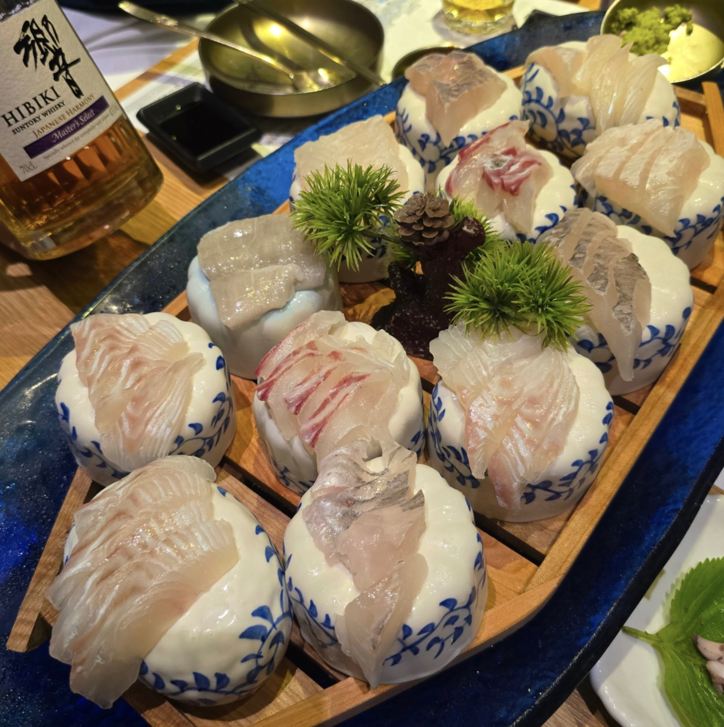 [경기 화성]세련된 분위기속에서 신선한 활어와 해산물을 즐길 수 있는 맛집   [동해수산]