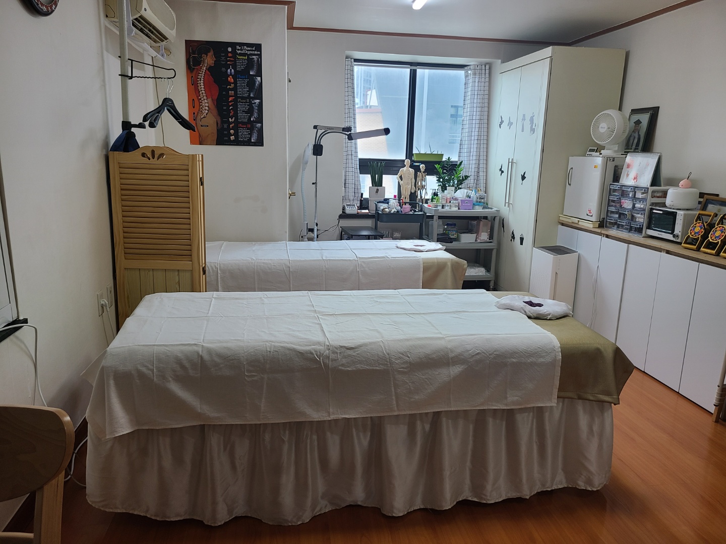 [광명 철산]철산역앞! 편안한 공간에서 허리,목등 통증! 통증치유와 체형을 바로잡는 치유&