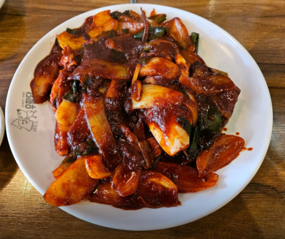 [서울 중랑 ]팔당에서 시작된 37년 전통의 맛있게 매운 닭발&오징어 맛집 [우리집팔당닭발