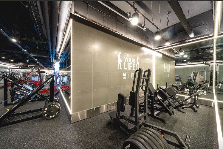 [서울 동대문]외대앞! 최고의 방역! 연예인 몸매관리전문 강사진! 초호화시설 [휘트니스엠외