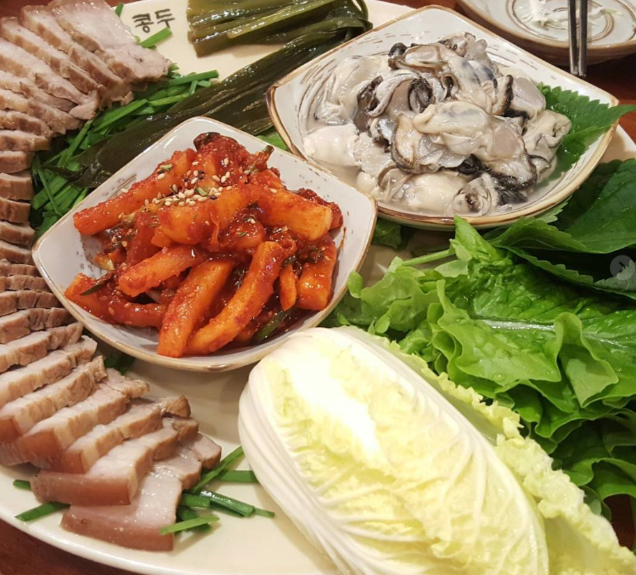 [경기 광명]철산, 두부요리부터 삼합까지 빠져나올수 없는 매력적인 맛집 [콩두철산역점]