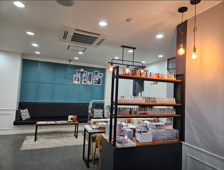 [청주 흥덕]가경동MBC앞! 여성들이 반해버릴 인테리어! 초호화 에스테틱&반o구&속눈썹 샵