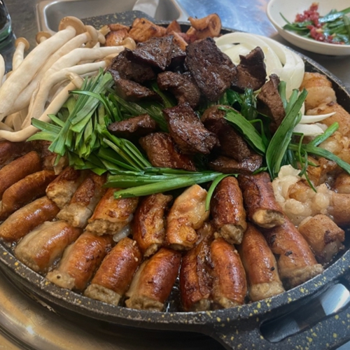 [충북 청주]육즙 팡팡 ! 고소한 곱에 속이 꽉찬 곱창 맛집